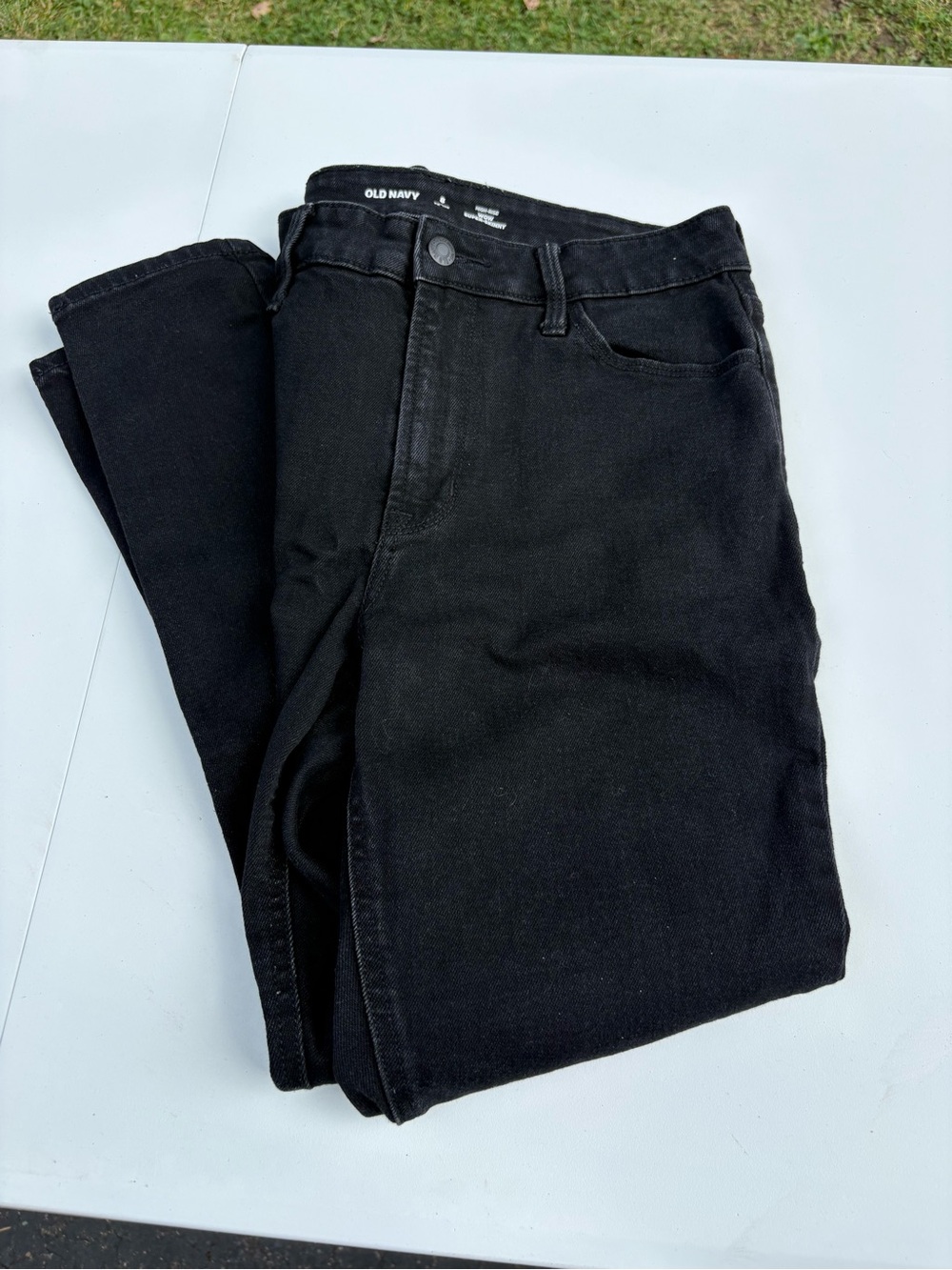 Old Navy Women’s Skinny Jeans Black
